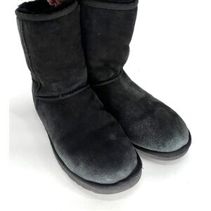 UGG Classic‎ Mini BLACK Boots Size 7